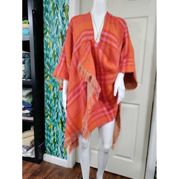 NWT Juicy Couture Reversible Fringe Hem Plaid Ruana Poncho Beige Tan Women's OS - Picture 3 of 16